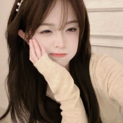 偷偷接吻